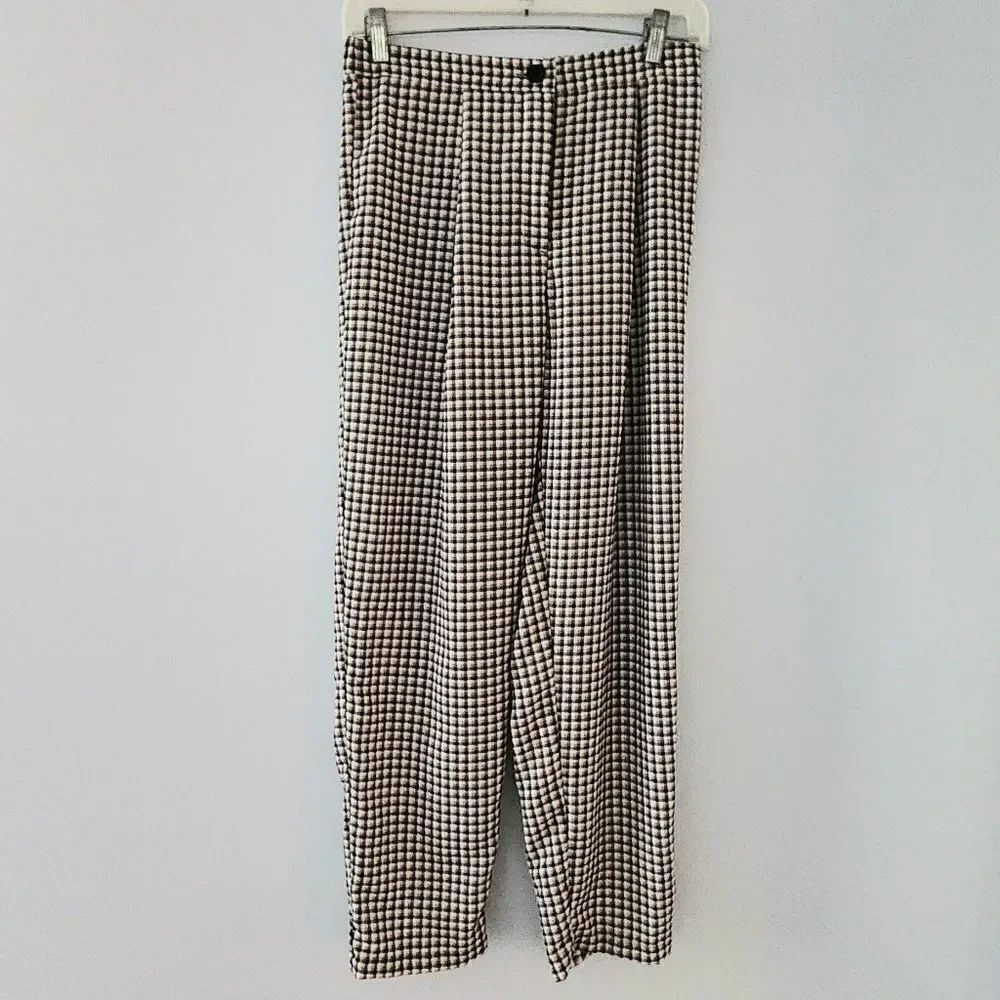 Divided plaid panta women's size 4 elastic in waist
